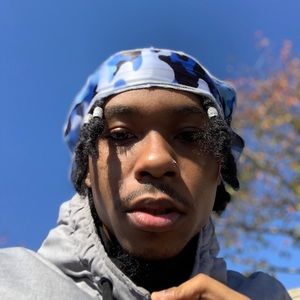 Meet your Posher, Dev